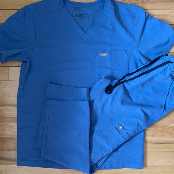 Figs Black Scrub Set - Picture 3 of 9